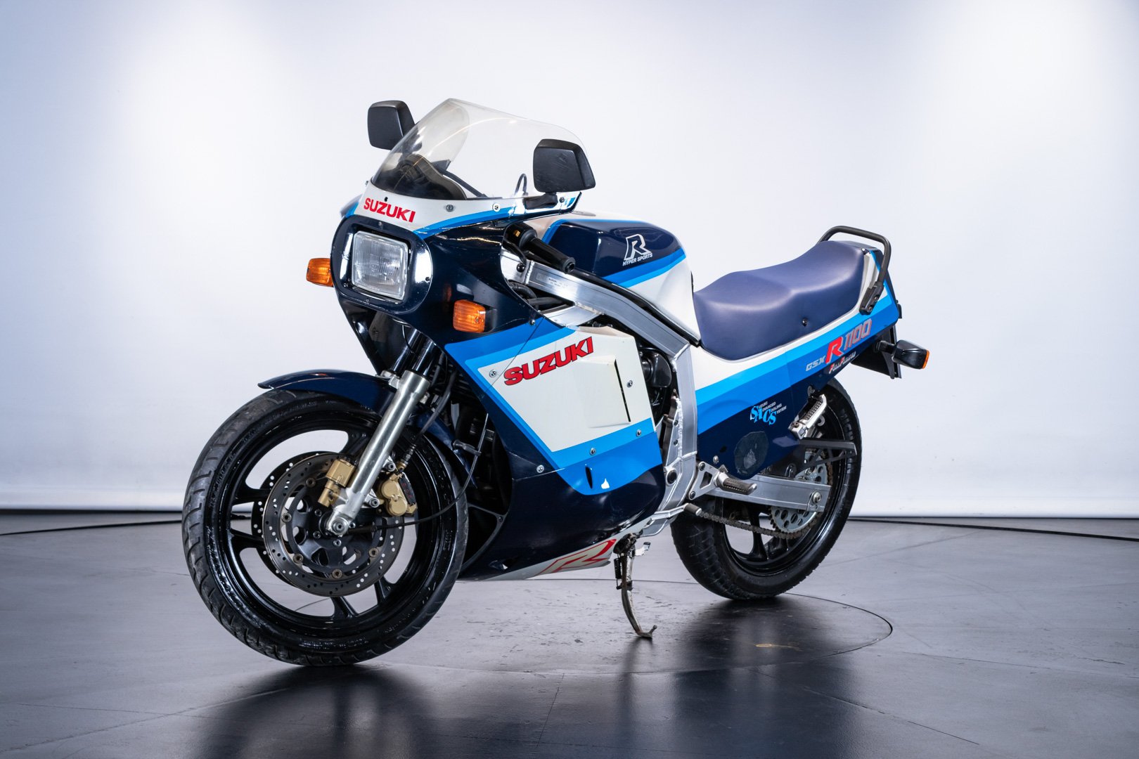 Suzuki GSXR 1100    