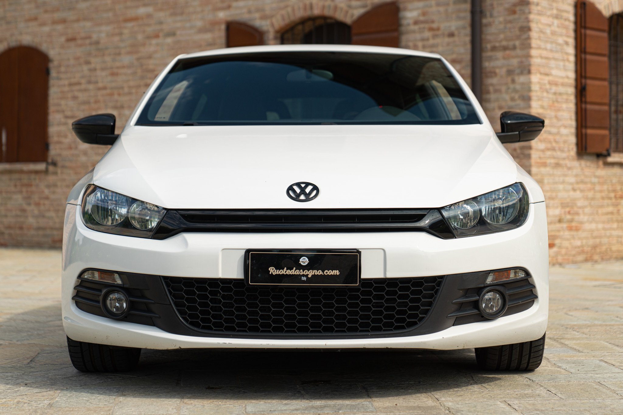 Volkswagen SCIROCCO 2.0 TFSI 2.0 R LINE 