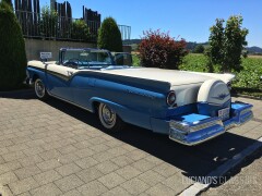 Ford Fairlane 500 Skyliner