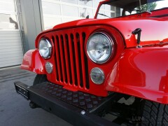 Jeep CJ-7 V8