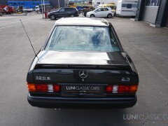 Mercedes Benz  190 E 2.3
