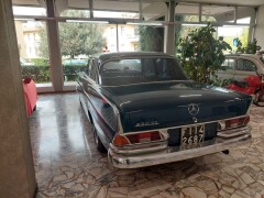 Mercedes Benz 220 SE
