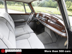 Mercedes Benz 300 D Adenauer Limousine mit Schiebedach W189 