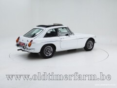 MG B GT V8 \'74 