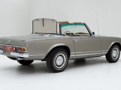 Mercedes Benz 230SL Pagode \'65 