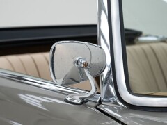 Mercedes Benz 230SL Pagode \'65 