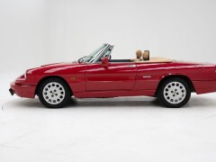 Alfa Romeo 2000 Spider 4 \'91 