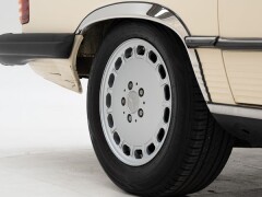 Mercedes Benz 560 SL \'86 