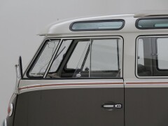 Volkswagen T1 Samba 21 Windows \'64 