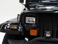 Jeep Wrangler RestoMod \'90 