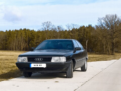 Audi 100 Typ 44