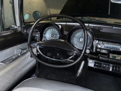 Chrysler Imperial Crown 