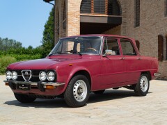 Alfa Romeo GIULIA NUOVA SUPER 1300 