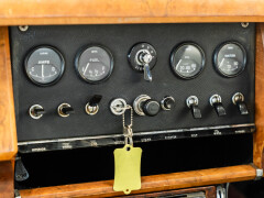 Daimler 250 V8 Automatic 