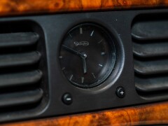 Daimler V8 LWB 