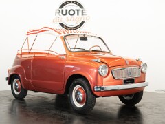 Fiat 600 \"Maggiolina\" by Francis Lombardi 