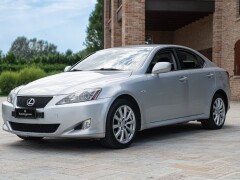 Lexus IS 220 D 