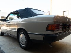 Mercedes Benz 190E Cabriolet AKH Caro 