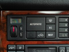 Mercedes Benz SL 600 V12 