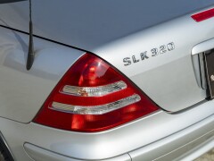 Mercedes Benz SLK 320 ROADSTER 