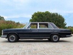 Mercedes Benz 300 SEL 3.5 