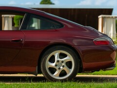 Porsche 996 (911) CARRERA 