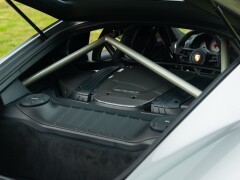 Porsche CAYMAN 718 GT4 RS “weissach” 