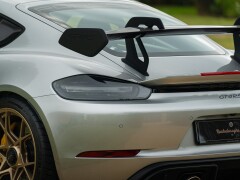 Porsche CAYMAN 718 GT4 RS “weissach” 