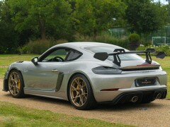 Porsche CAYMAN 718 GT4 RS “weissach” 