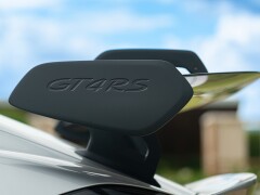 Porsche CAYMAN 718 GT4 RS “weissach” 