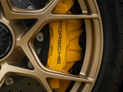 Porsche CAYMAN 718 GT4 RS “weissach” 