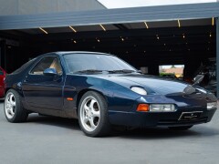 Porsche 928 