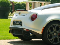 Alfa Romeo 4C LAUNCH EDITION 