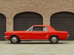 Ford MUSTANG COUPÈ 