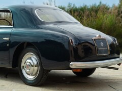 Fiat 1100 GHIA GIOIELLO 