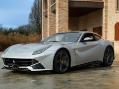 Ferrari F12 BERLINETTA 