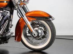 Harley Davidson HERITAGE DELUXE 