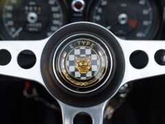 Jaguar E-TYPE I° SERIE 4.2 ROADSTER 