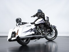 Harley Davidson STREET GLIDE CVO 