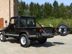 Jeep CJ-8 SCRAMBLER 