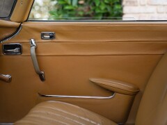 Mercedes Benz 280 SL 