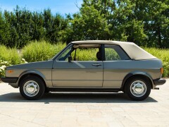 Volkswagen GOLF MK1 CABRIOLET 