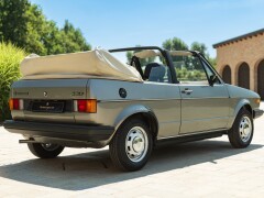 Volkswagen GOLF MK1 CABRIOLET 
