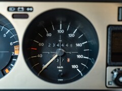 Volkswagen GOLF MK1 CABRIOLET 