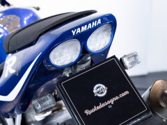 Yamaha R6 